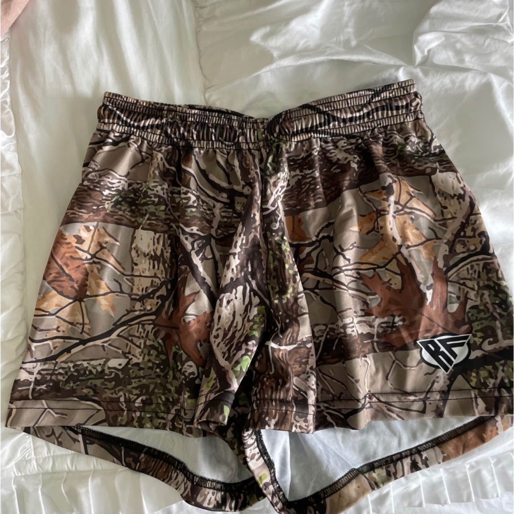 RF Wear Women’s Shorts size M (Never worn)